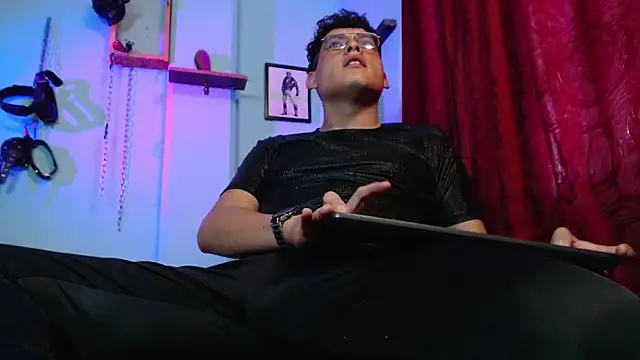 dom2travelersss online show from 27, 10, 2025