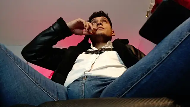 Snapshot of dom2travelersss chatting on 16, 1, 2026 dom2travelersss online show from 16, 1, 2026