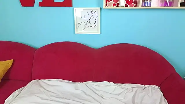 BrianaJoy online show from 6, 1, 2026