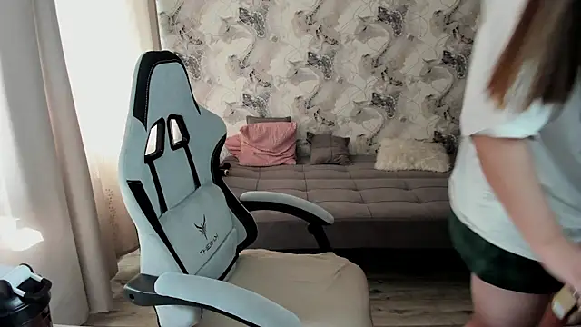 Lis Kollen online show from 7, 4, 2026