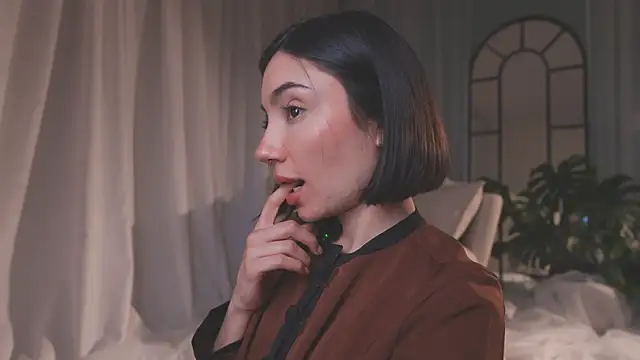 AmyArmstrong online show from 13, 3, 2026