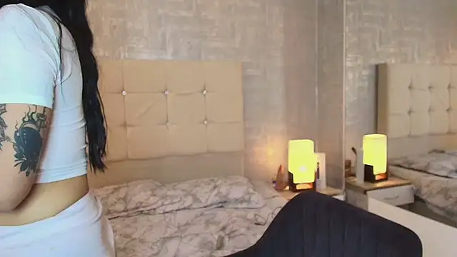 Snapshot of Baby_Venuss chatting on 11, 1, 2025 Baby Venuss online show from 11, 1, 2025