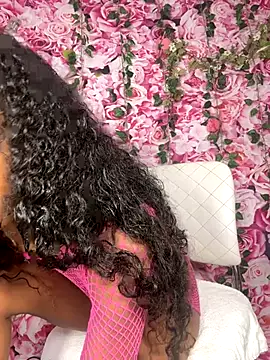 mismialove online show from 27, 9, 2025