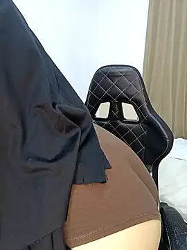 Snapshot of KeishaDanger_ chatting on 5, 3, 2025 KeishaDanger online show from 5, 3, 2025