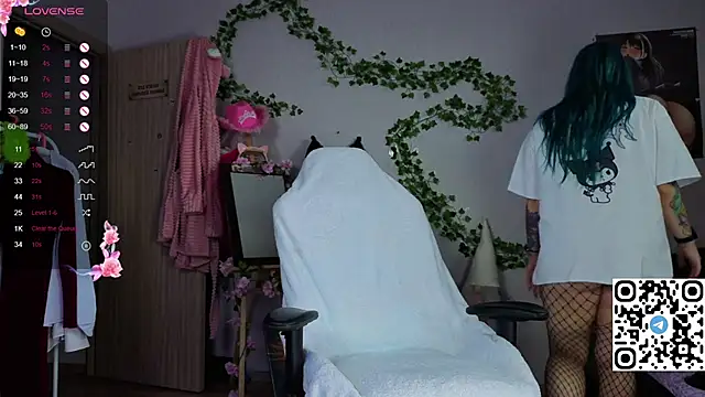 Silvia Santorskii online show from 24, 11, 2025