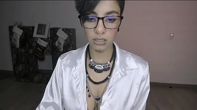 luci fer devil online show from 20, 12, 2024